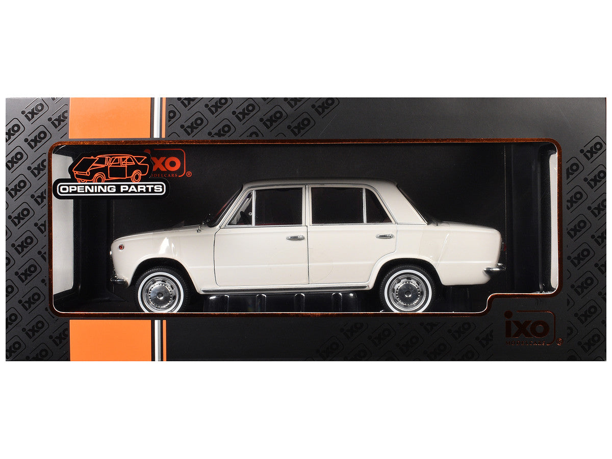 1970 Fiat 124 1/18 Diecast Model Car White With Red Interior By IXO