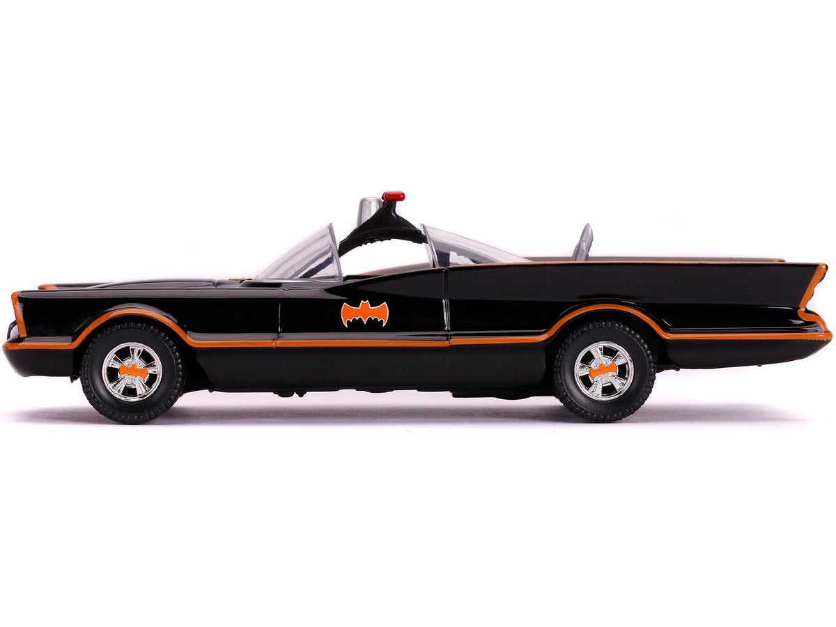 1966 Batmobile with Diecast Batman Figurine "Batman" (1966-1968) Classic TV Series "DC Comics" "Hollywood Rides" Series 1/32 Diecast Model Car by Jada-2