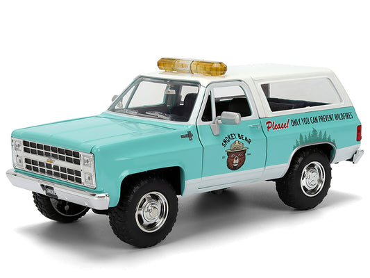 1980 Chevrolet Blazer 1 24 Diecast LightGreen Smokey Bear Hollywood Rides Jada
