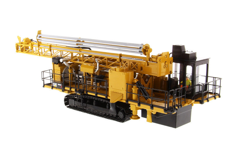 CAT Caterpillar MD6250 Rotary Blasthole Drill with Operator "High Line Series" 1/50 Diecast Model by Diecast Masters-2