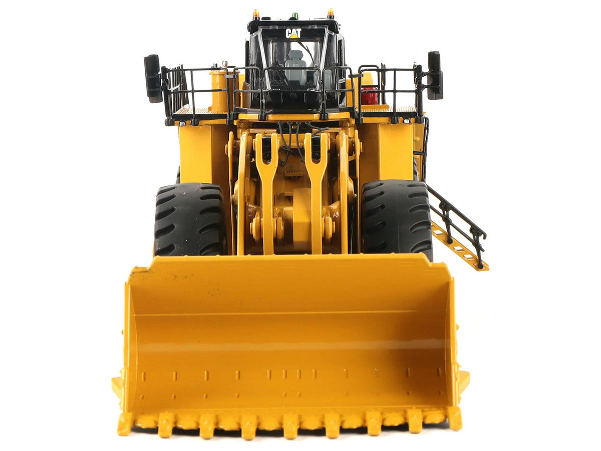 CAT Caterpillar 995 Wheel Loader Yellow "High Line Series" 1/50 Diecast Model by Diecast Masters-1